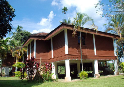 Green Village Pasir Salak Eco River Resort Kampung Gajah  외부 사진