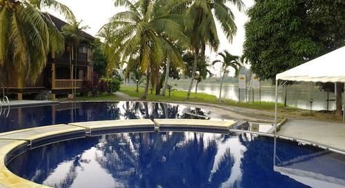 Green Village Pasir Salak Eco River Resort Kampung Gajah  외부 사진